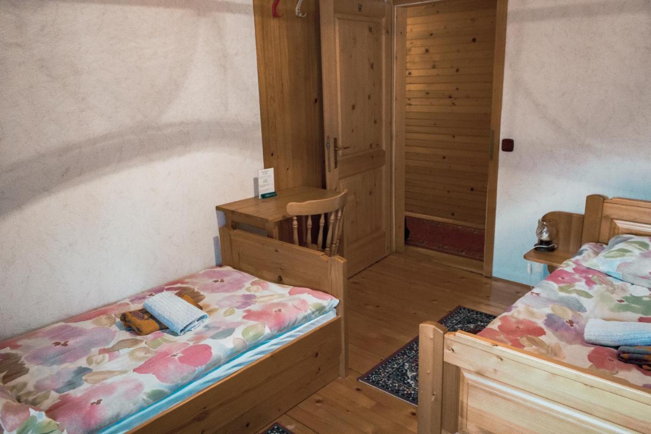 Bed and Breakfast Penzijon Urbanc à Lovrenc na Pohorju Extérieur photo